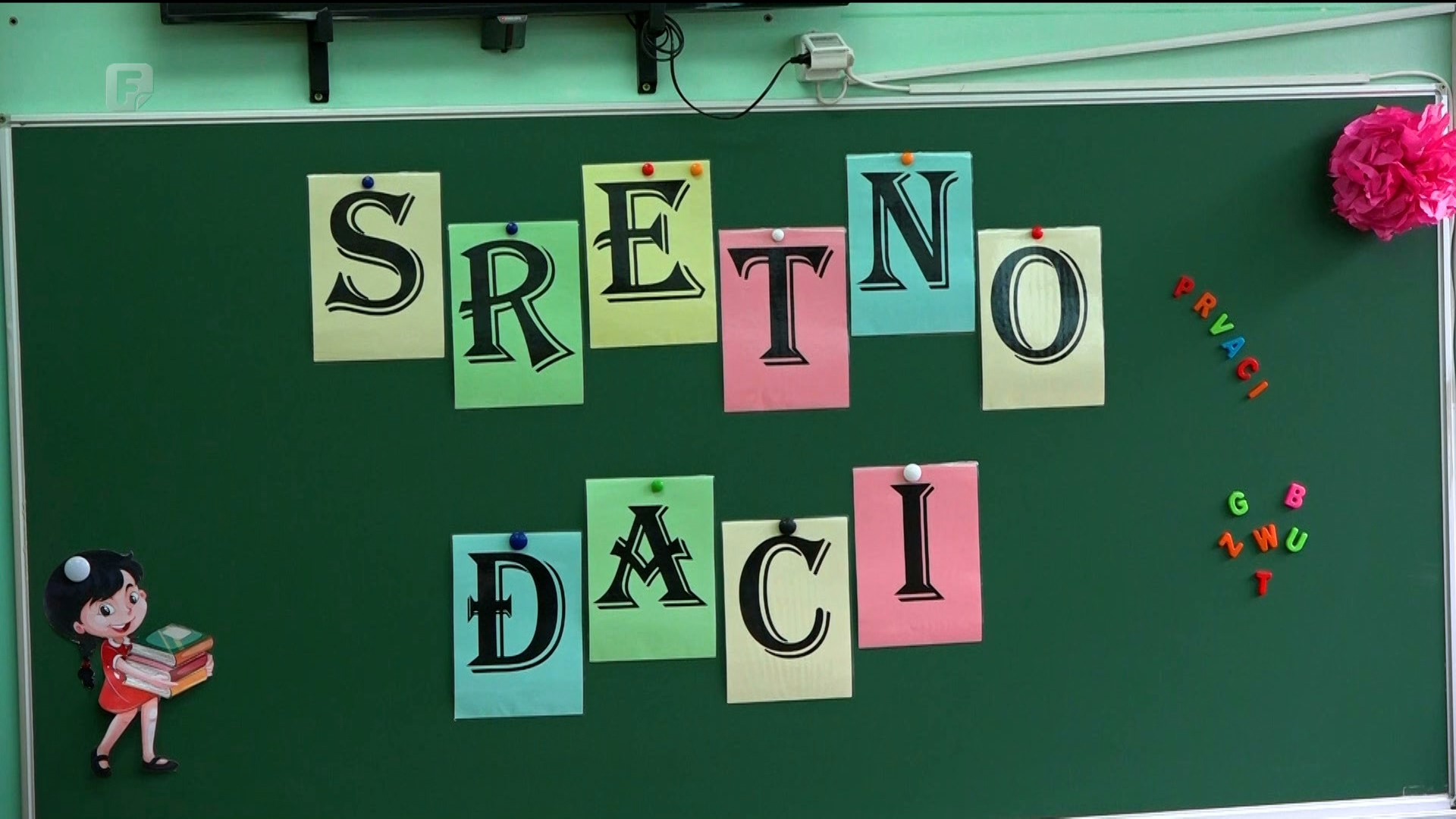Petsto osnovaca manje u kantonu, u Jajcu problem s prostorom, u OŠ Bila bez mobitela